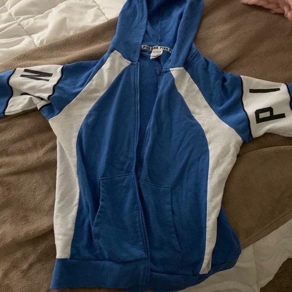 VS Pink - Blue and White Jacket - Picture 2 of 4